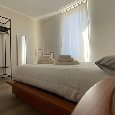 Suite649 Nuova 5 *